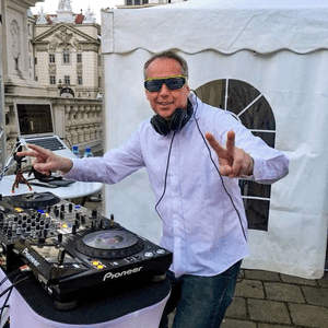DJdataharry