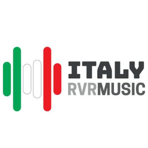 Höre italymusic in der App.