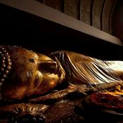 Podcast ชีวิตไม่ถึงร้อย ทุกข์ไม่น้อยกว่าพัน