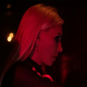 Höre Nadya (RU) - Techno Podcast in der App.